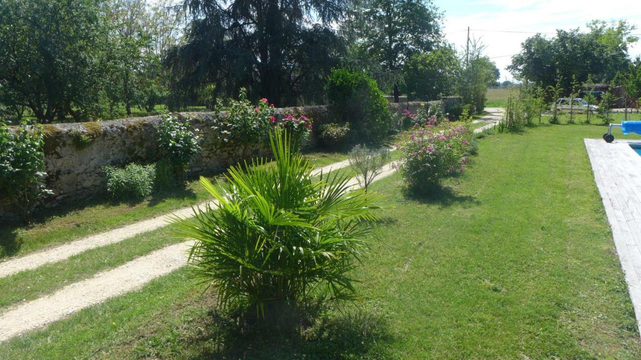 Ygeia Bed & Breakfast Flaujagues Bagian luar foto