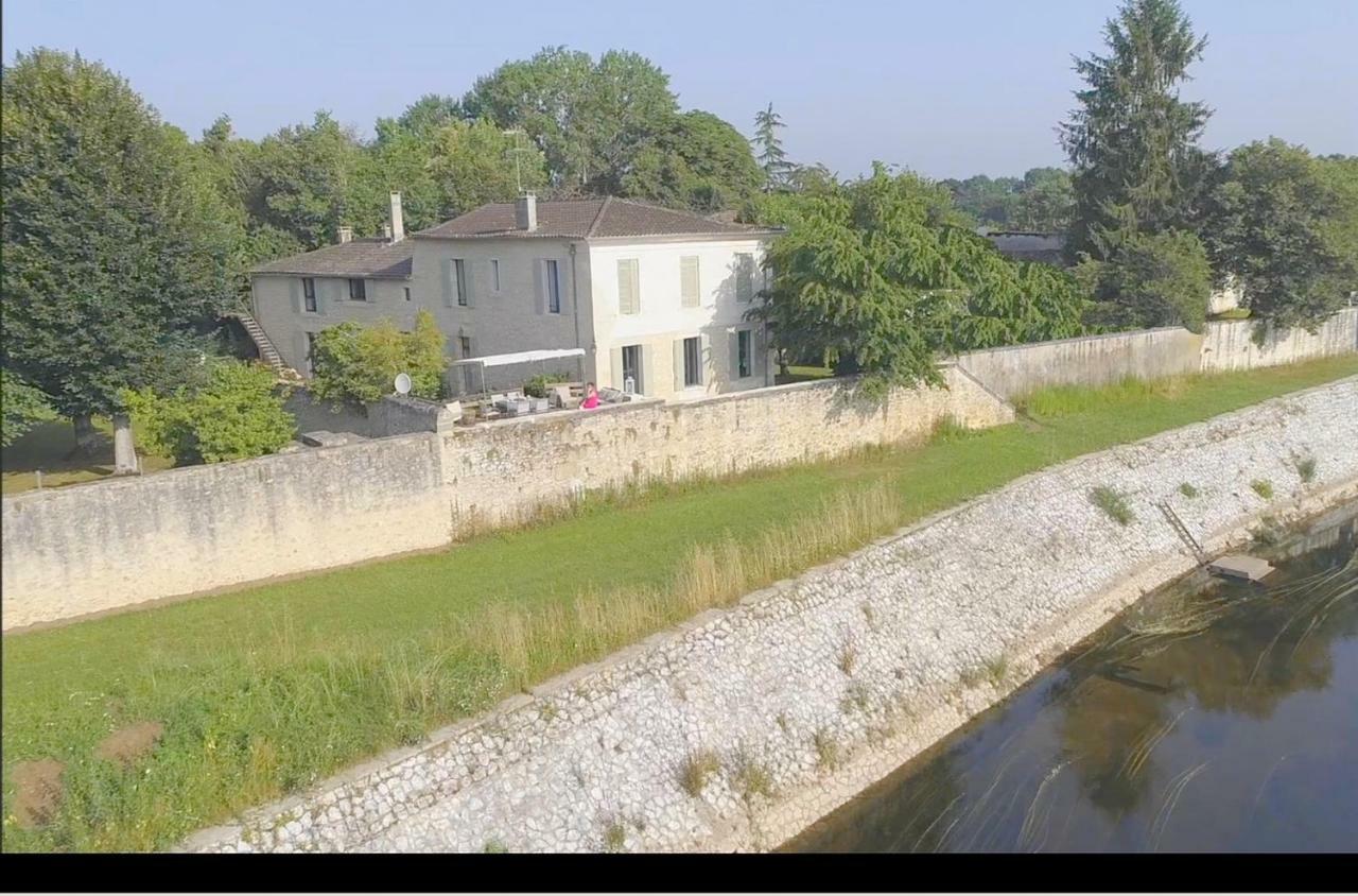 Ygeia Bed & Breakfast Flaujagues Bagian luar foto