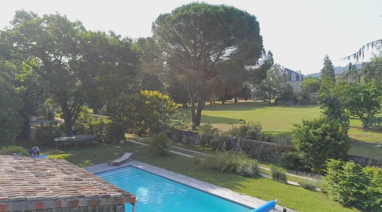 Ygeia Bed & Breakfast Flaujagues Bagian luar foto